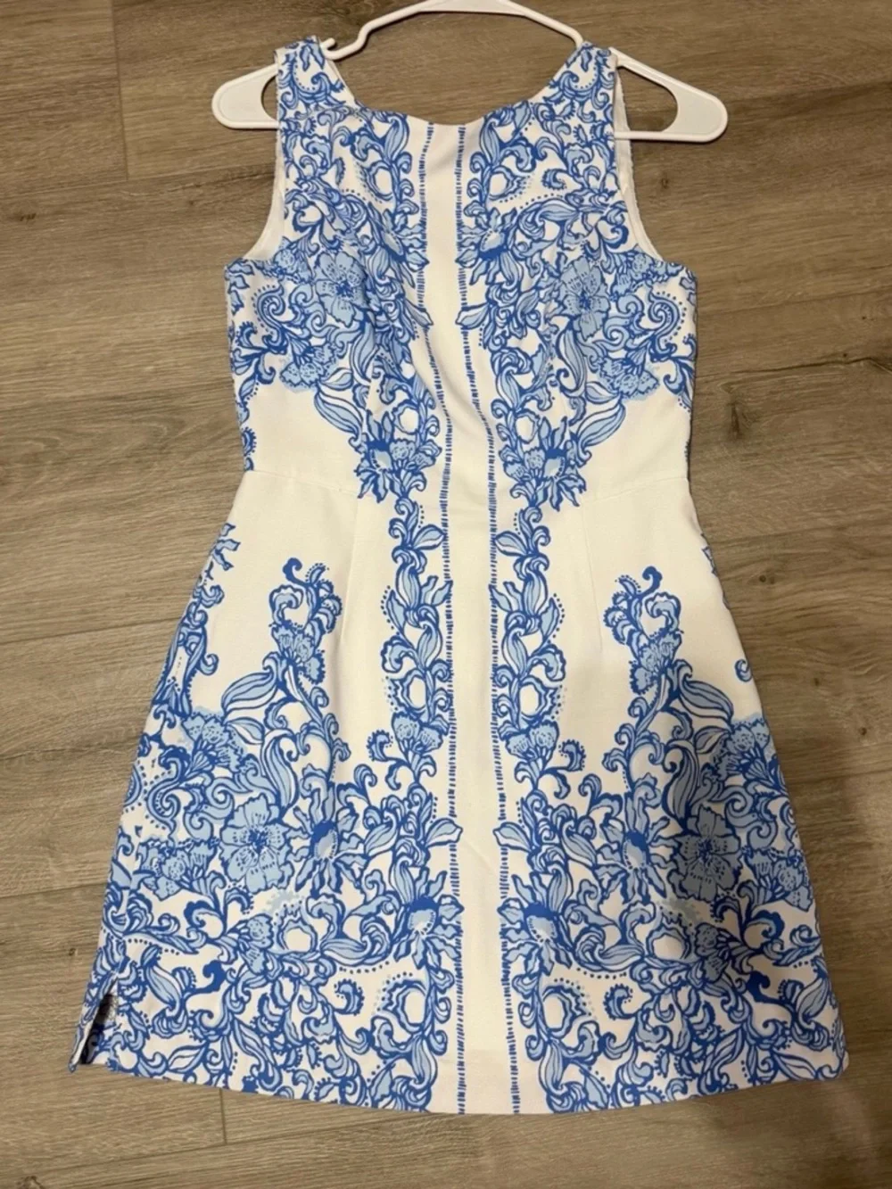 Lilly Pulitzer Blue & White Toile Printed Sleeveless Mini Shift Dress - Size 0 - Picture 4 of 7